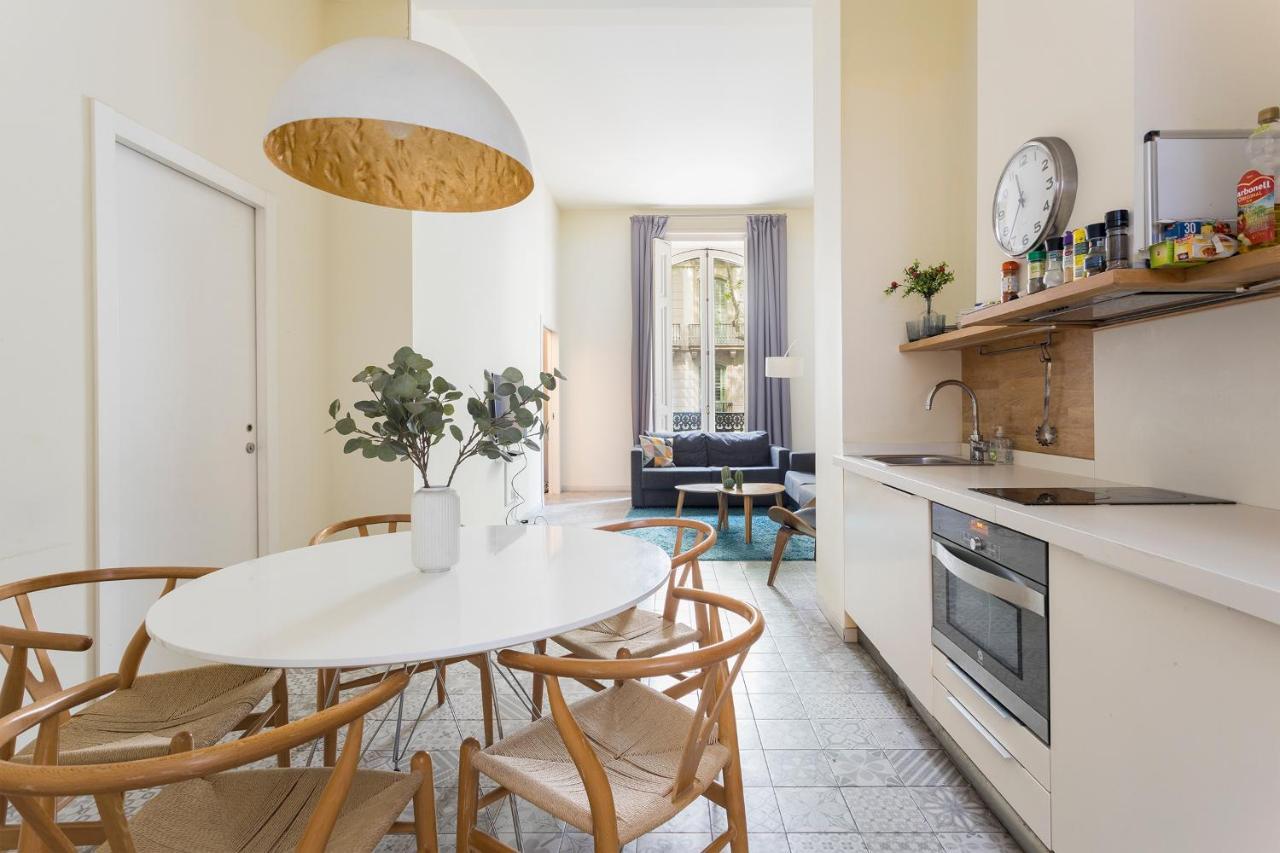 The Barcelona Centric Apt By Maison Pinata Εξωτερικό φωτογραφία
